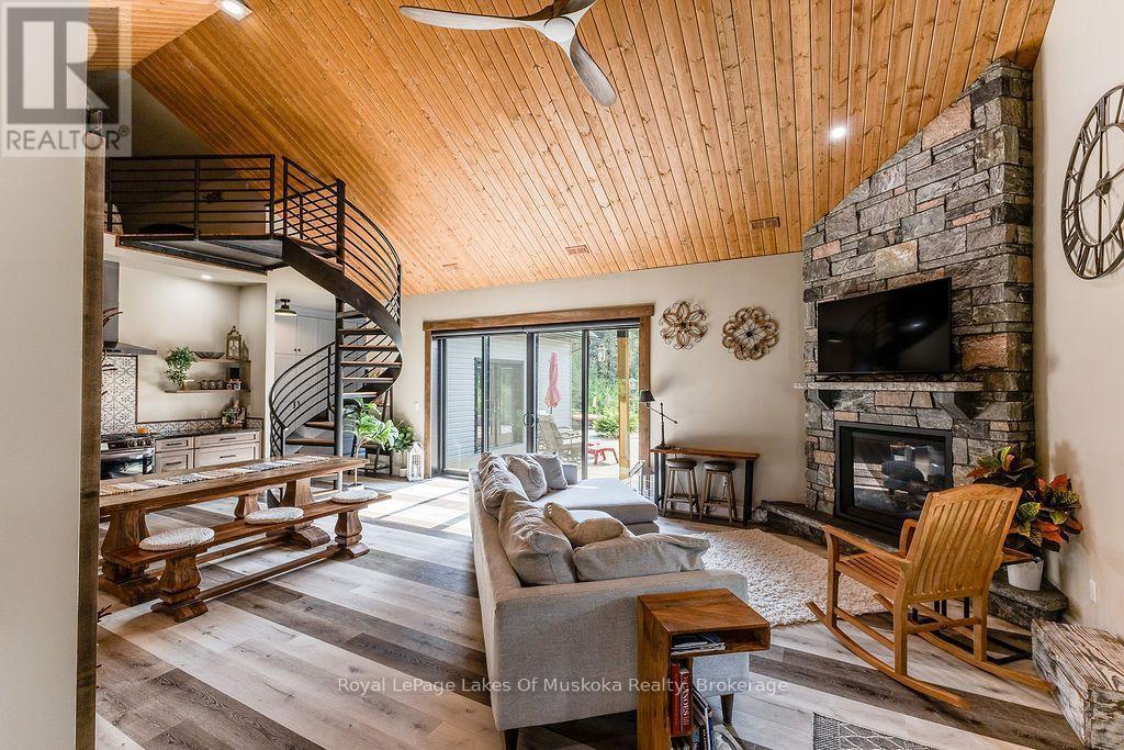 












679 BOULDER ROAD

,
Parry Sound Remote Area (Laurier),




Ontario
P0A1X0

