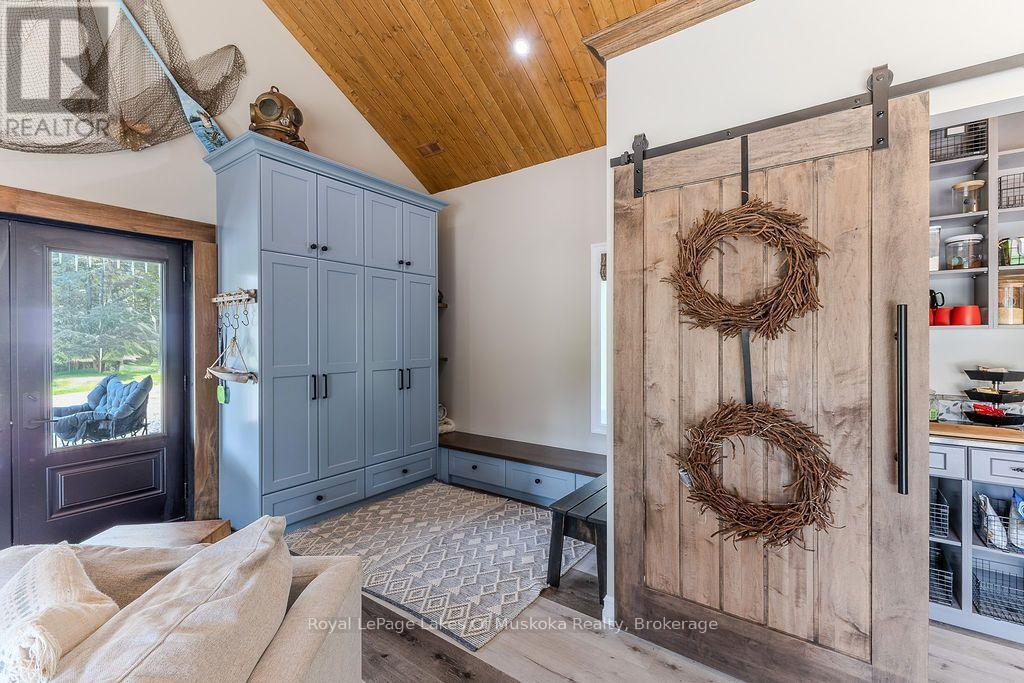 












679 BOULDER ROAD

,
Parry Sound Remote Area (Laurier),




Ontario
P0A1X0

