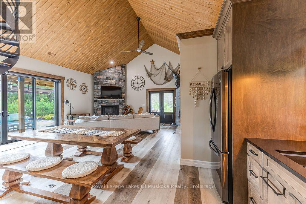 












679 BOULDER ROAD

,
Parry Sound Remote Area (Laurier),




Ontario
P0A1X0

