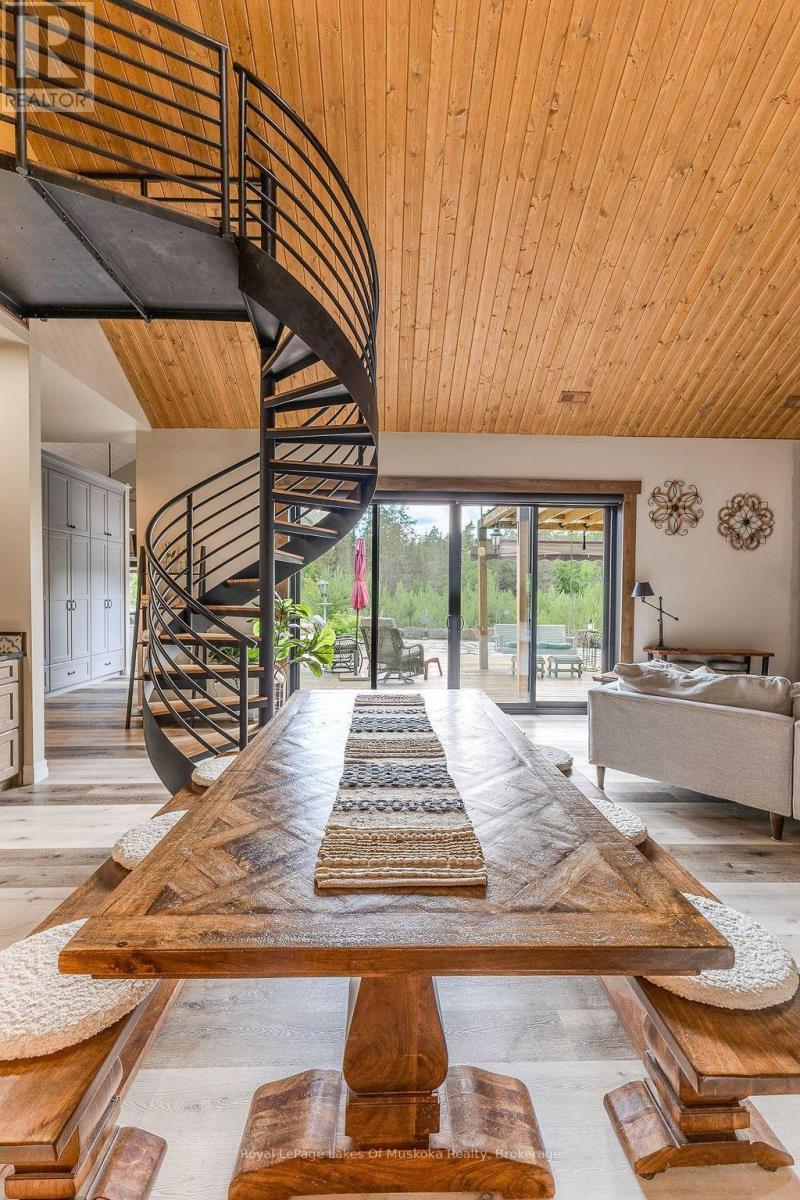 












679 BOULDER ROAD

,
Parry Sound Remote Area (Laurier),




Ontario
P0A1X0


