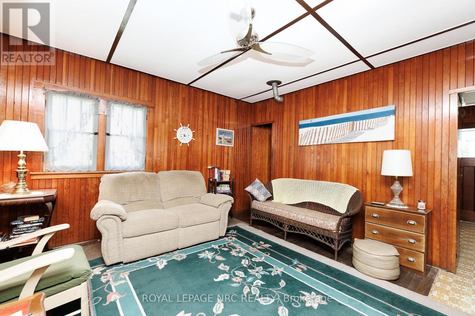 












12194 AUGUSTINE ROAD

,
Wainfleet (Lakeshore),




Ontario
L0S1V0

