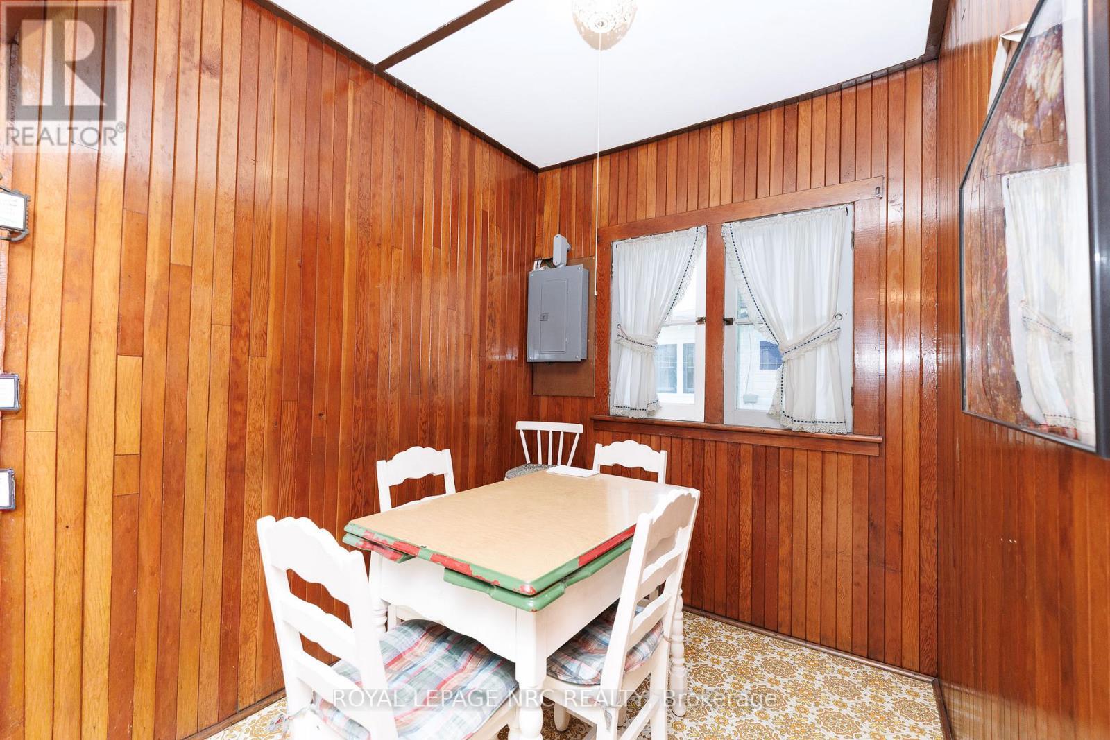 












12194 AUGUSTINE ROAD

,
Wainfleet (Lakeshore),




Ontario
L0S1V0

