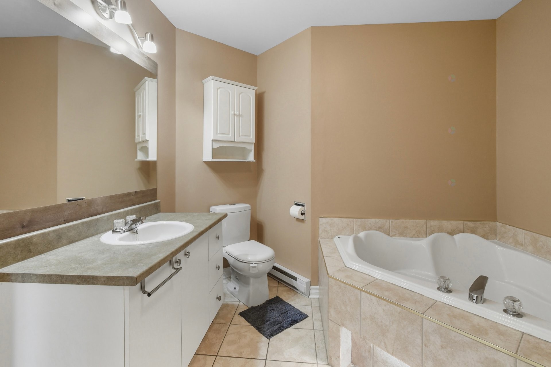 









154


Rue de la Tenure

,
Varennes,




QC
J3X2K1

