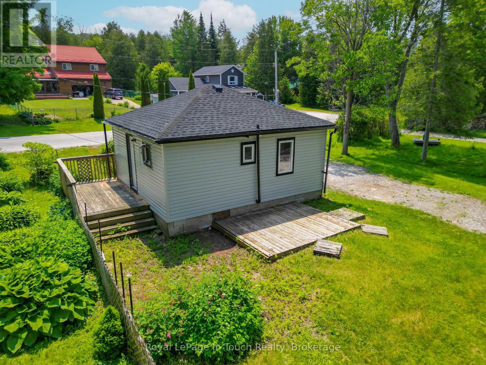 












78 KING RD

,
Tay (Waubaushene),




Ontario
L0K2C0

