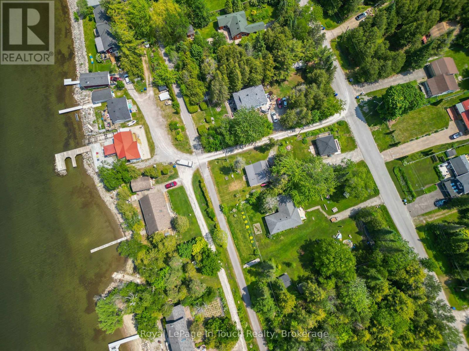 












78 KING RD

,
Tay (Waubaushene),




Ontario
L0K2C0

