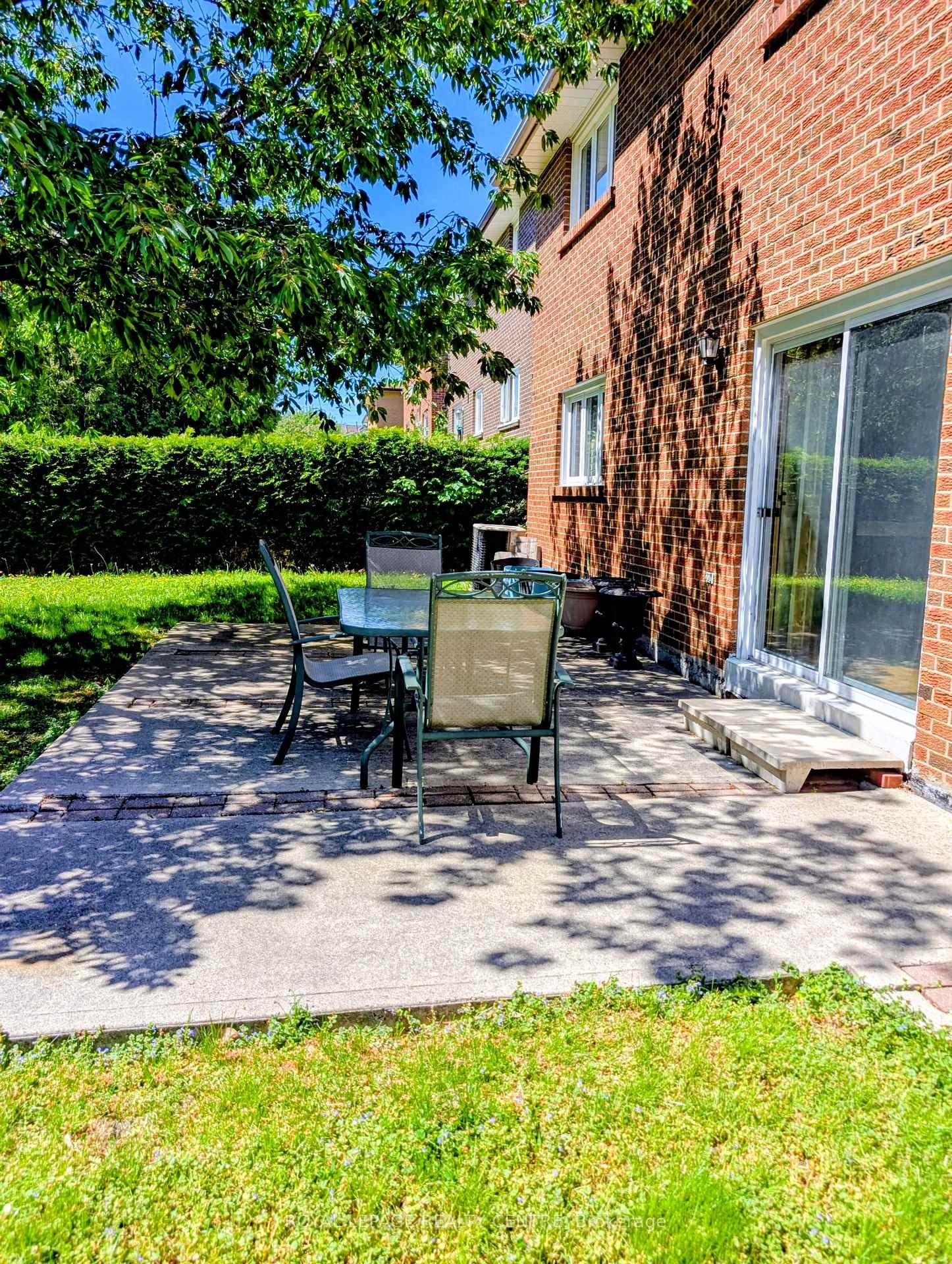 









2560


Cynara

Road,
Mississauga,




ON
L5B 2R7

