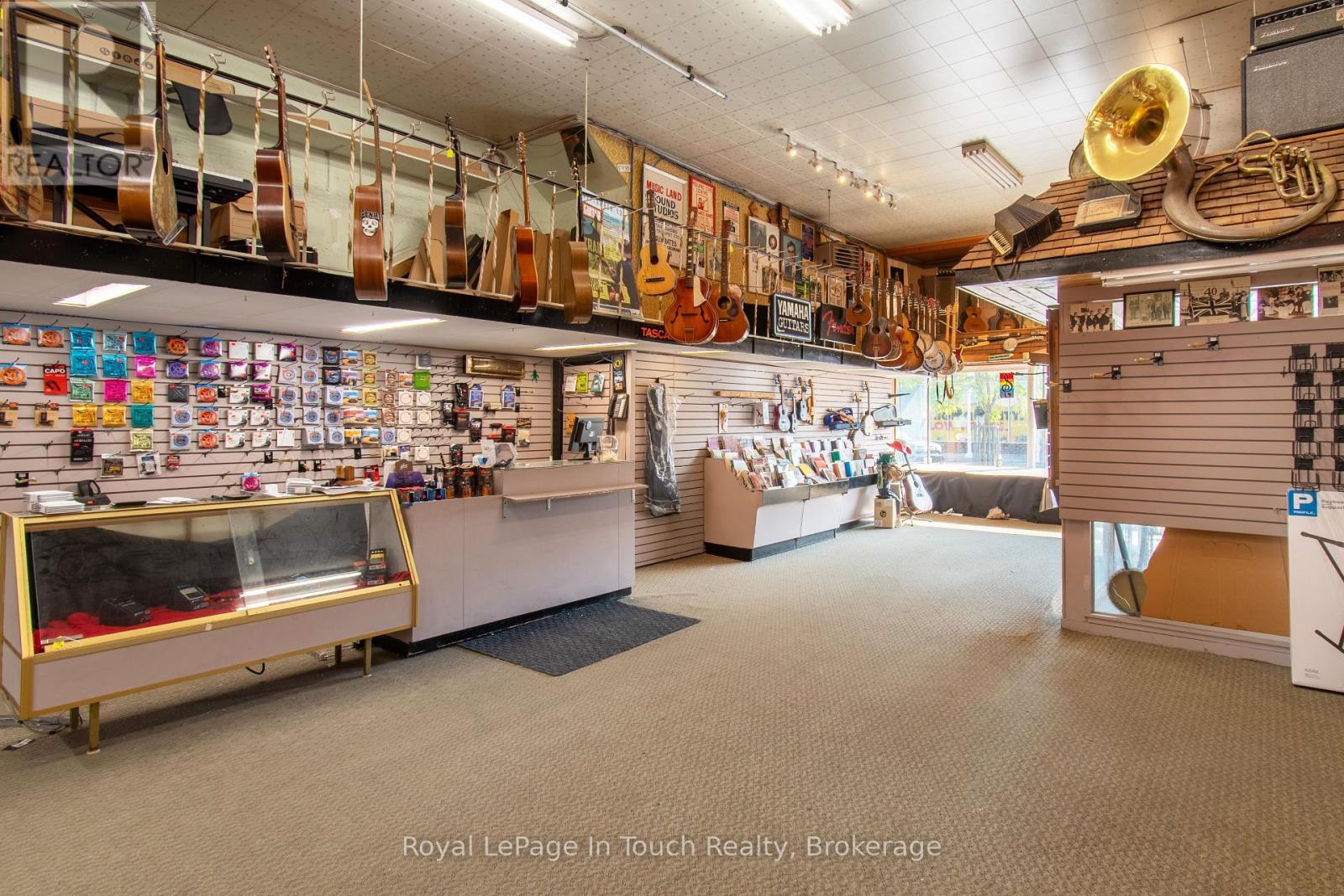 












280 KING STREET

,
Midland,




Ontario
L4R3M6

