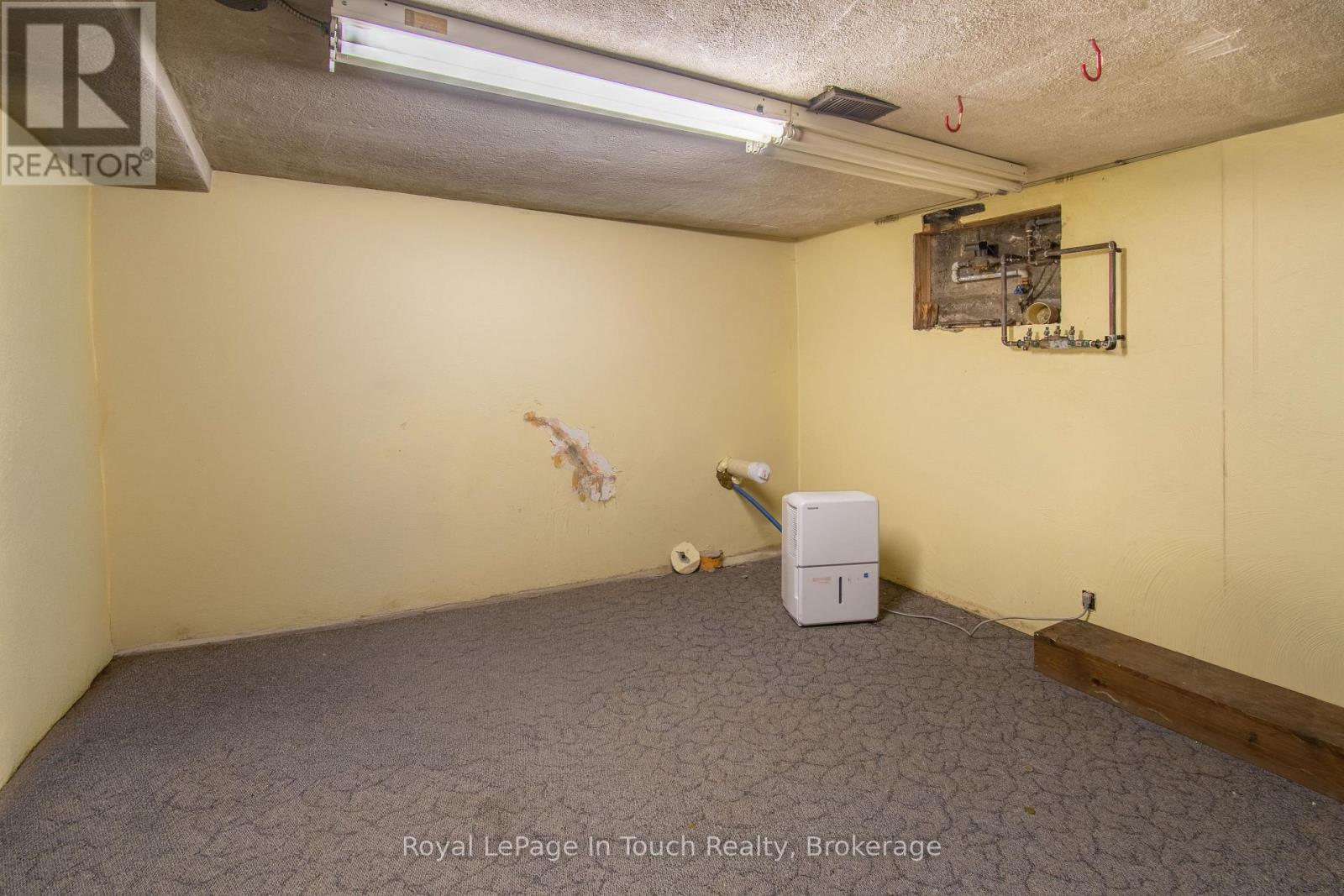 












280 KING STREET

,
Midland,




Ontario
L4R3M6

