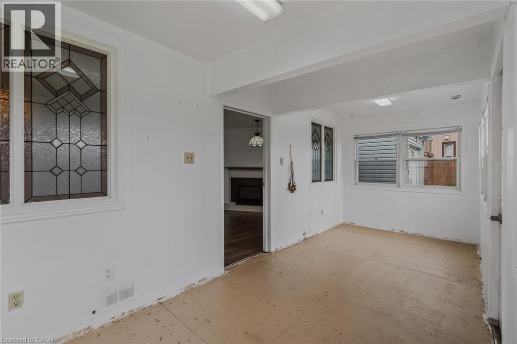 












140 TOWNLINE Street

,
St. Williams,




Ontario
N0E1P0

