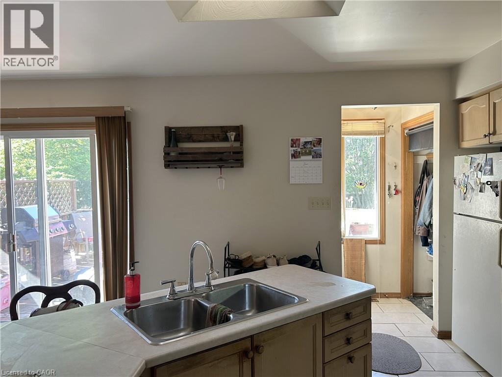 












100 STANLEY Street

,
Simcoe,




Ontario
N3Y1M4

