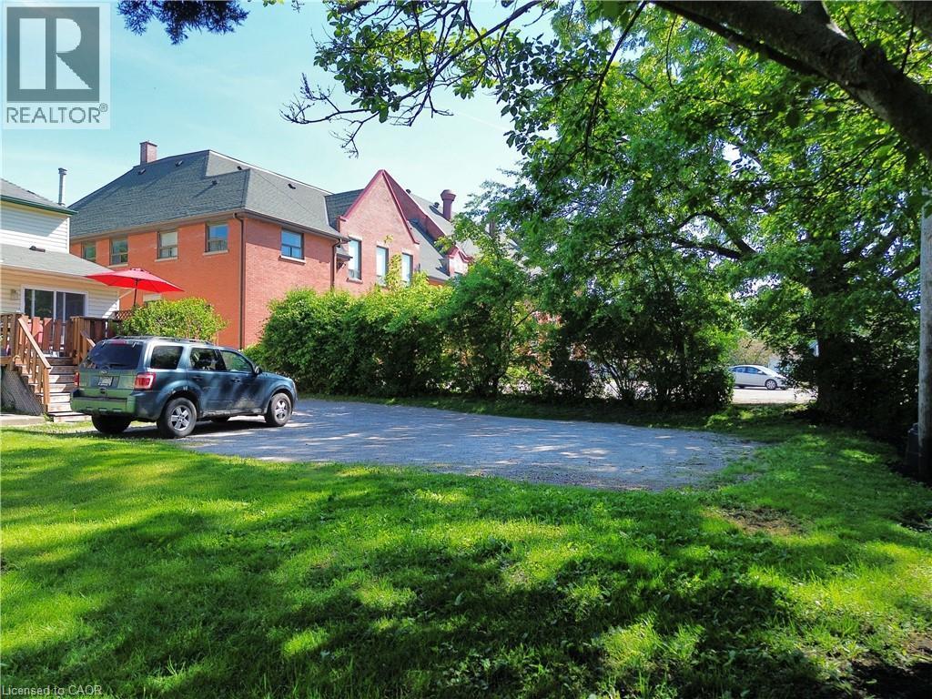 












100 STANLEY Street

,
Simcoe,




Ontario
N3Y1M4


