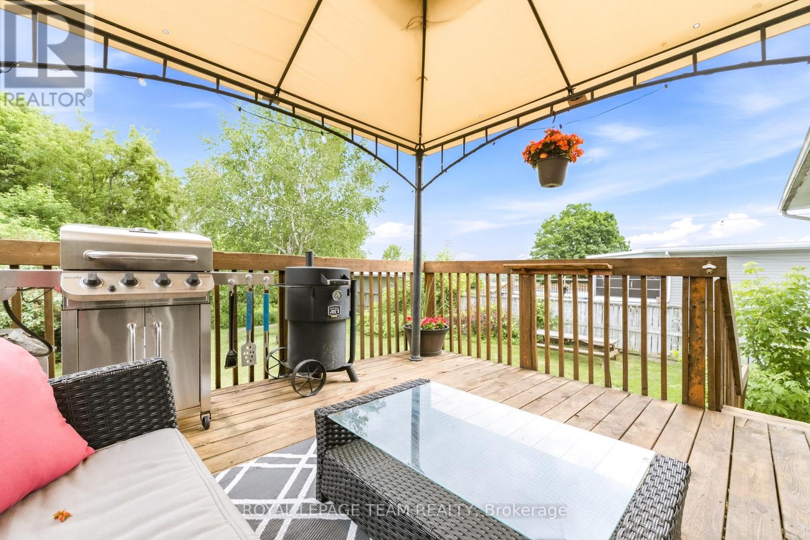 












58 SEVENTH AVENUE

,
Arnprior,




Ontario
K7S3S2

