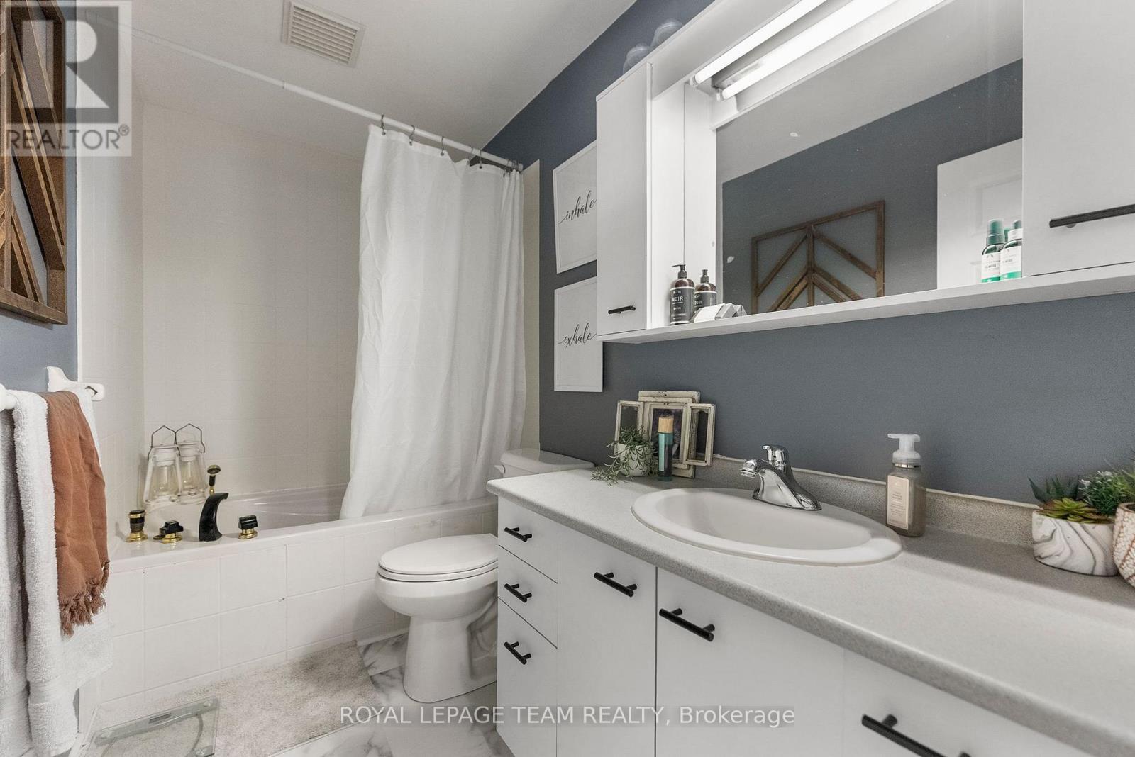 












58 SEVENTH AVENUE

,
Arnprior,




Ontario
K7S3S2

