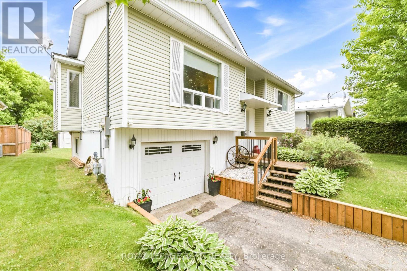 












58 SEVENTH AVENUE

,
Arnprior,




Ontario
K7S3S2

