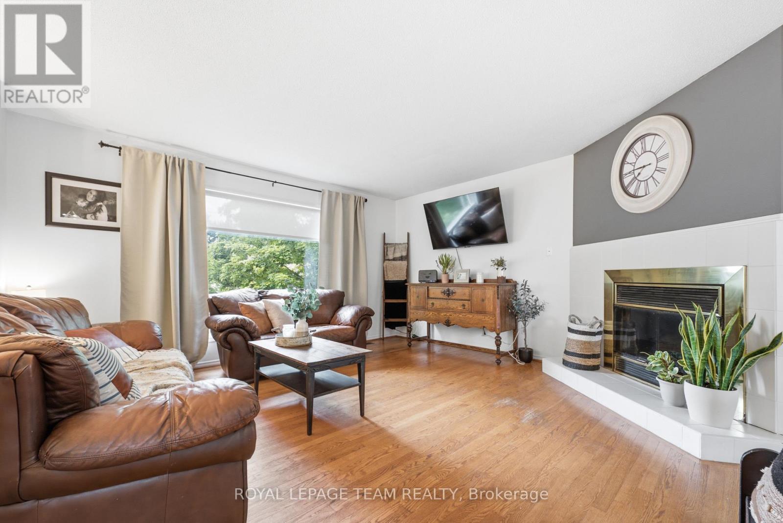 












58 SEVENTH AVENUE

,
Arnprior,




Ontario
K7S3S2

