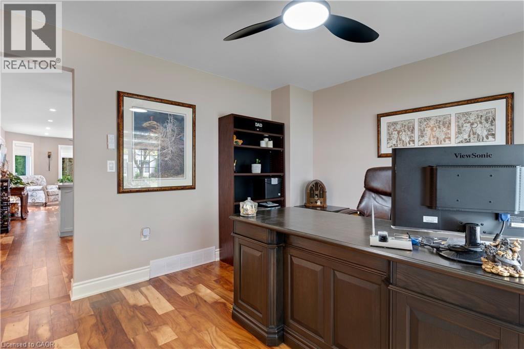 












109 GLENARIFF Drive

,
Freelton,




Ontario
L8B1A5

