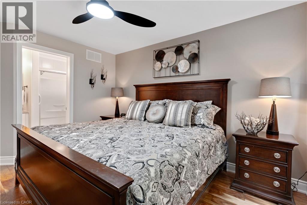 












109 GLENARIFF Drive

,
Freelton,




Ontario
L8B1A5

