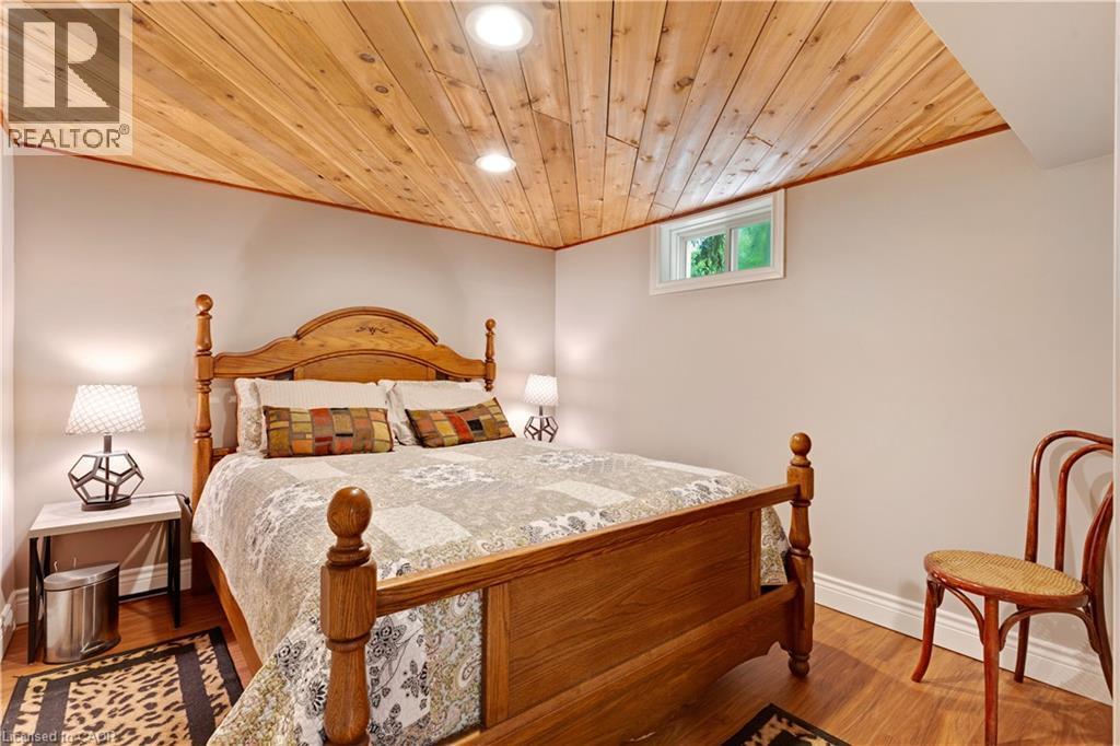 












109 GLENARIFF Drive

,
Freelton,




Ontario
L8B1A5

