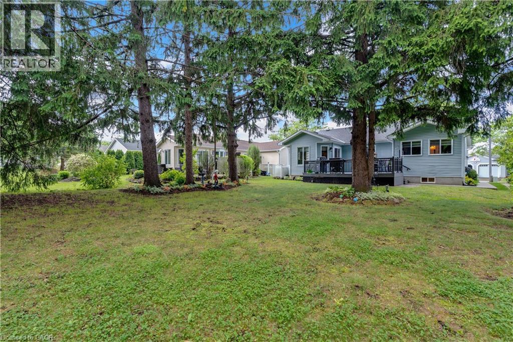 












109 GLENARIFF Drive

,
Freelton,




Ontario
L8B1A5

