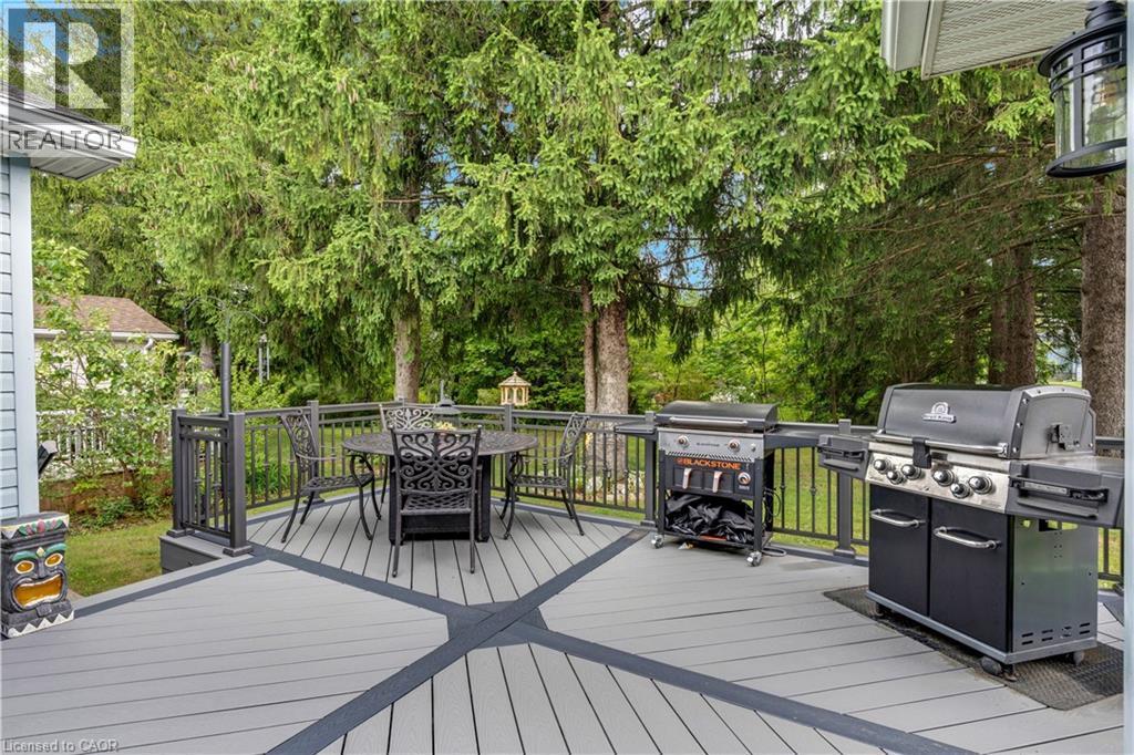 












109 GLENARIFF Drive

,
Freelton,




Ontario
L8B1A5


