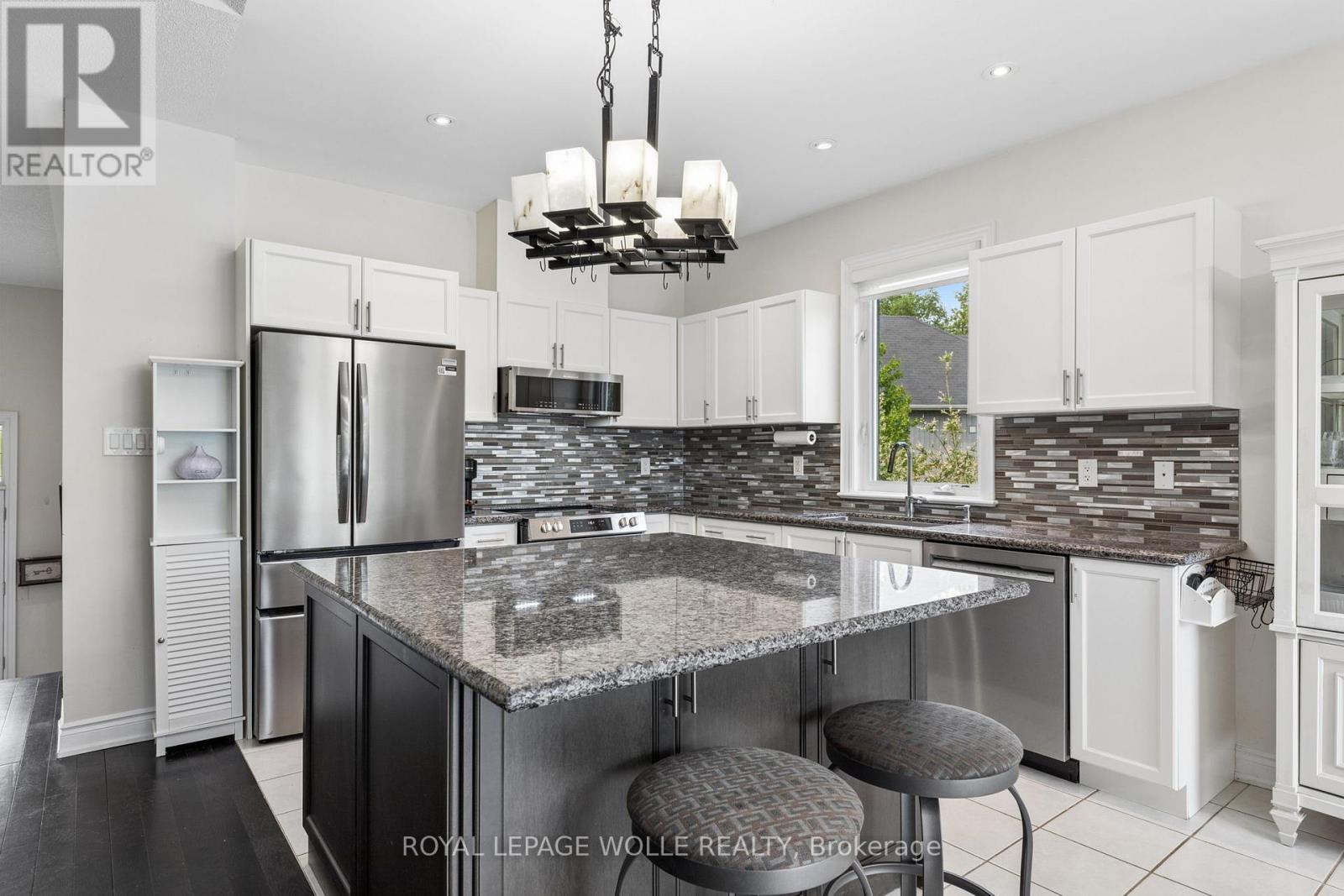 












43 ALLEGRA DRIVE

,
Wasaga Beach,




Ontario
L9Z0H1

