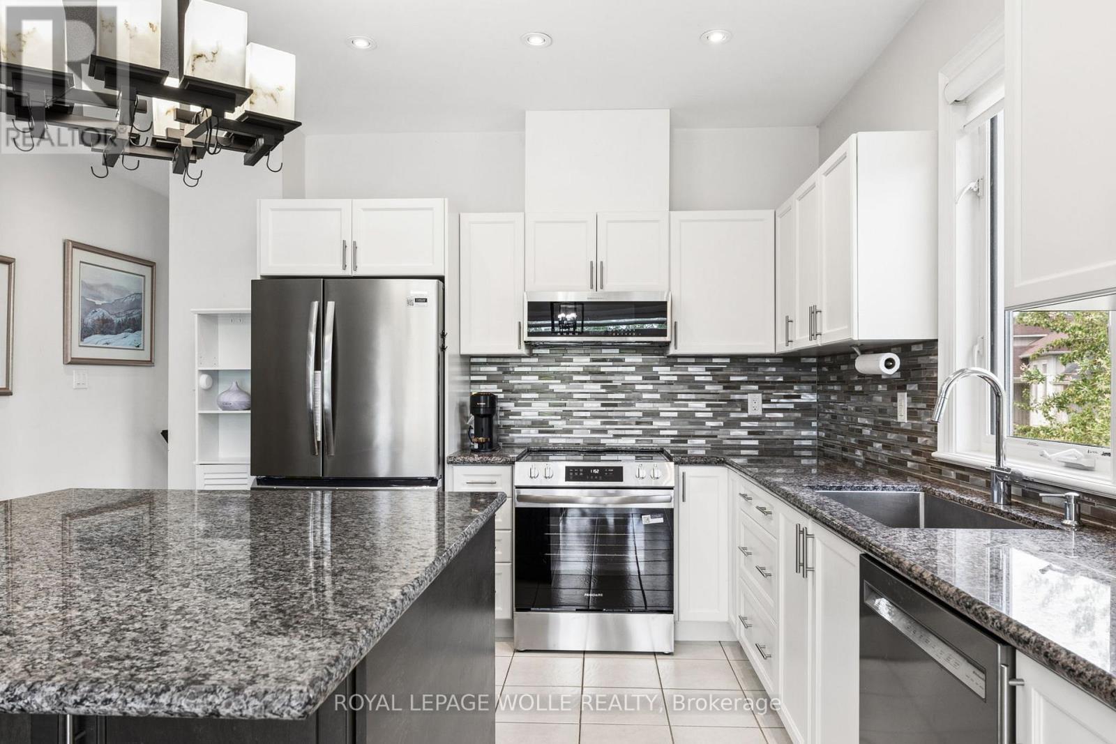 












43 ALLEGRA DRIVE

,
Wasaga Beach,




Ontario
L9Z0H1

