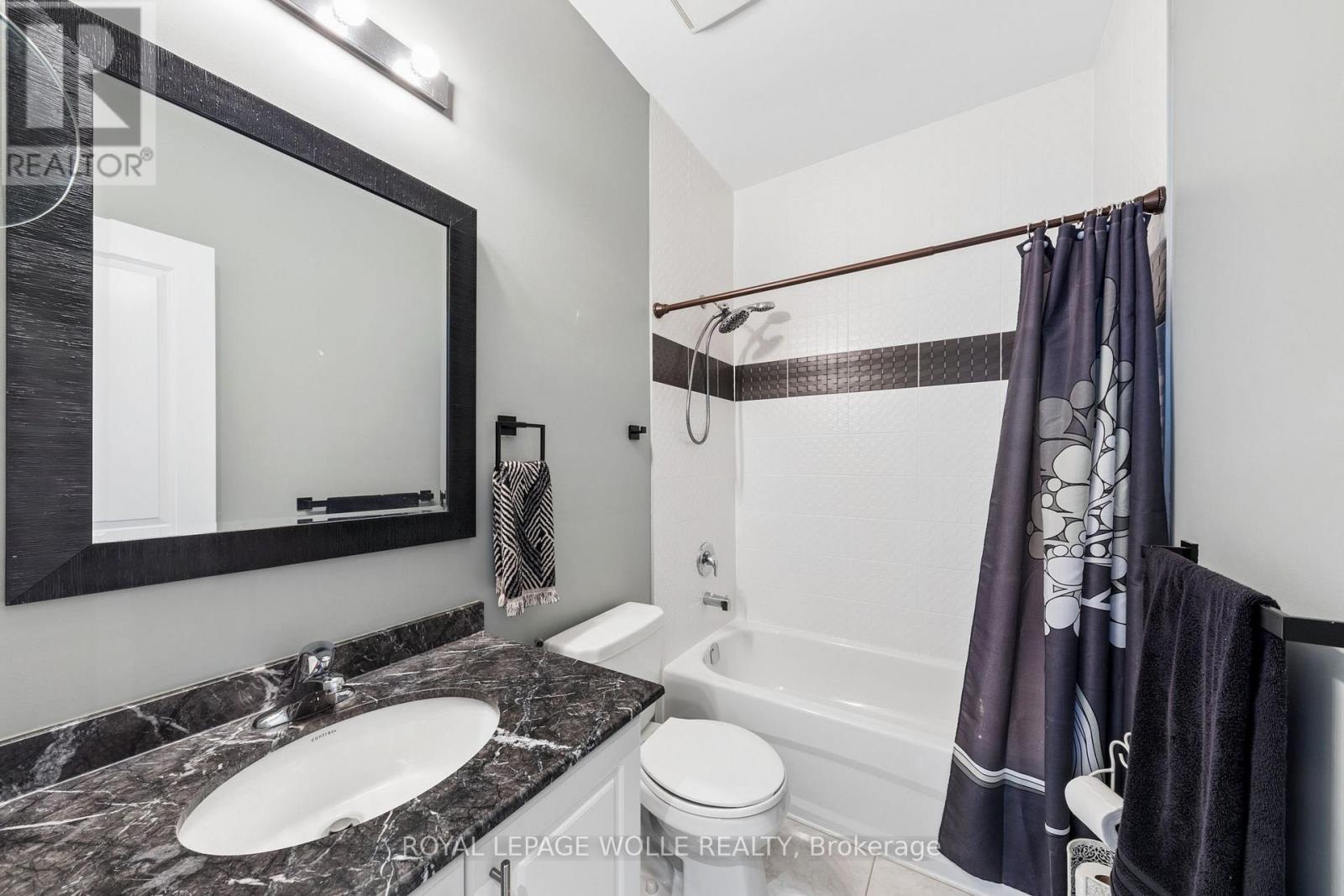 












43 ALLEGRA DRIVE

,
Wasaga Beach,




Ontario
L9Z0H1

