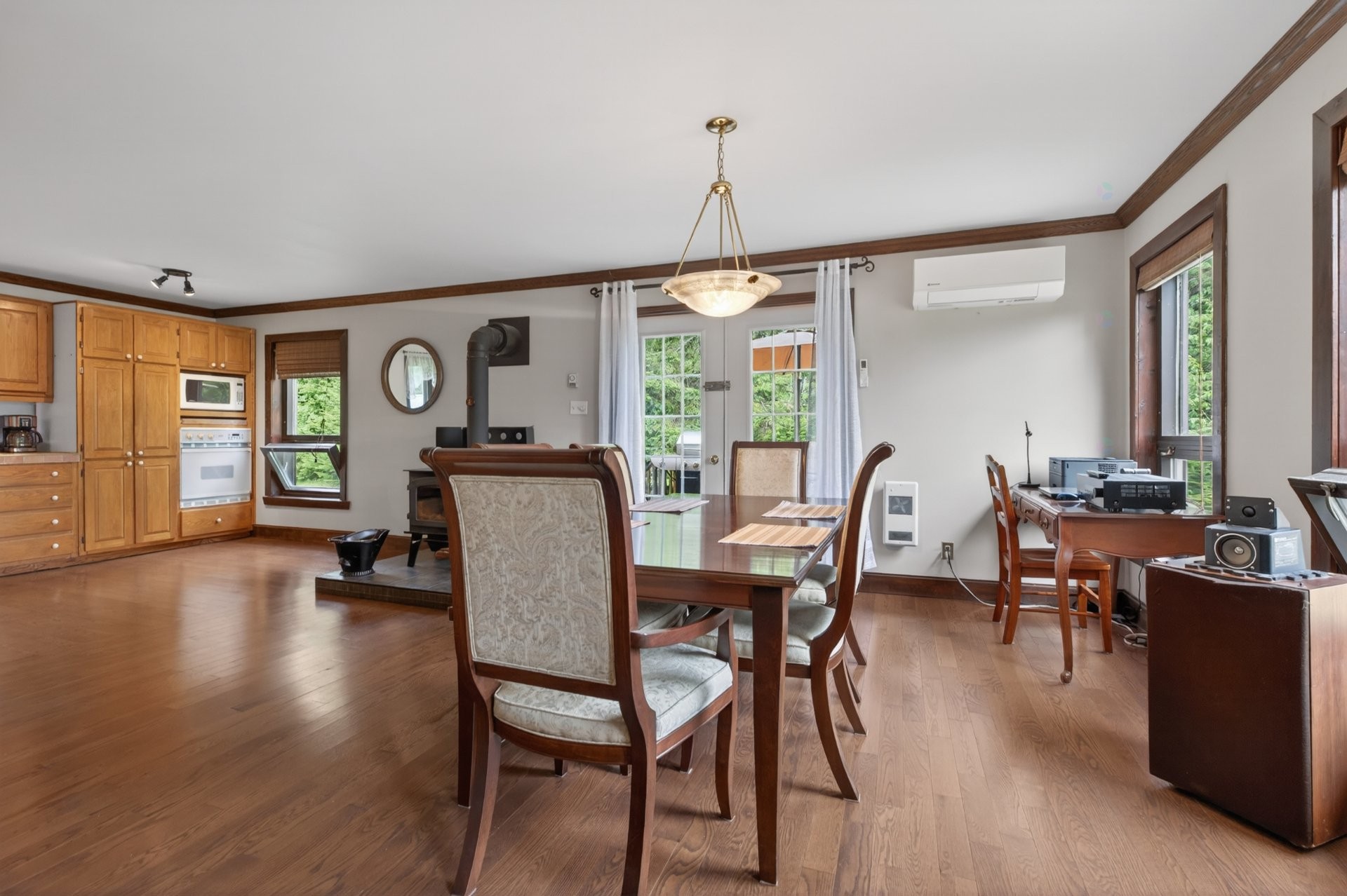 









401


Ch. Cloutier

,
Saint-Michel-des-Saints,




QC
J0K3B0

