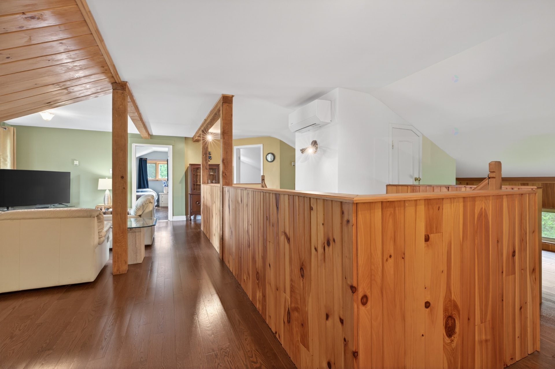 









401


Ch. Cloutier

,
Saint-Michel-des-Saints,




QC
J0K3B0

