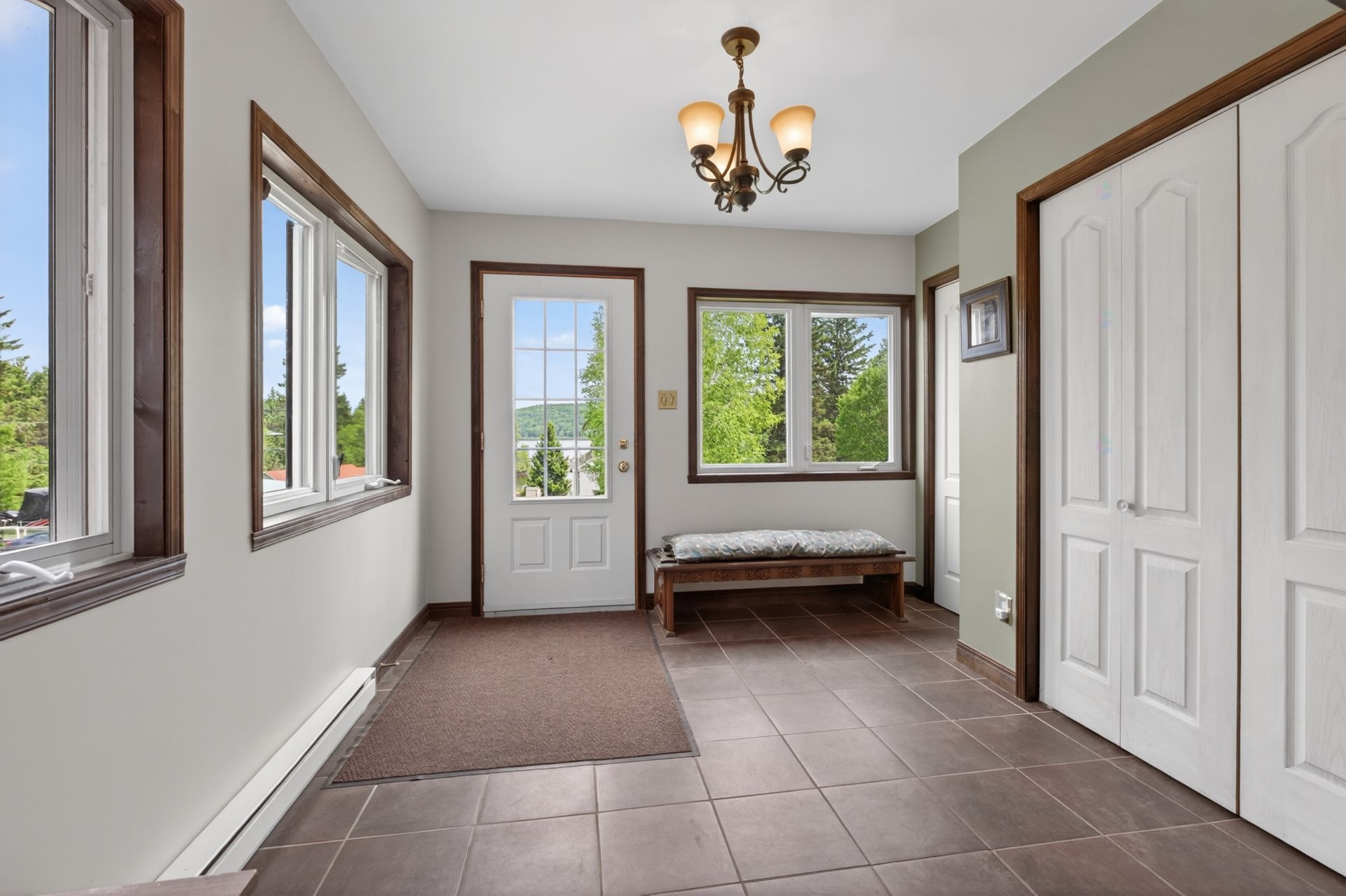 









401


Ch. Cloutier

,
Saint-Michel-des-Saints,




QC
J0K3B0

