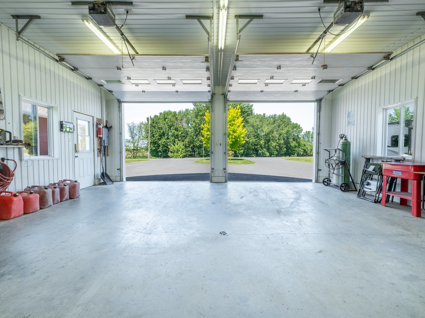 









23


Rue Desmarais

,
Pierreville,




QC
J0G1J0

