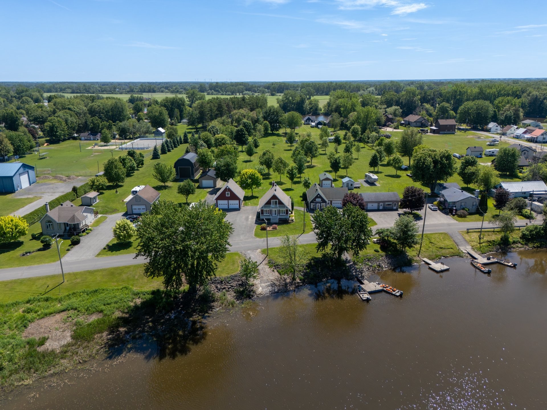 









23


Rue Desmarais

,
Pierreville,




QC
J0G1J0

