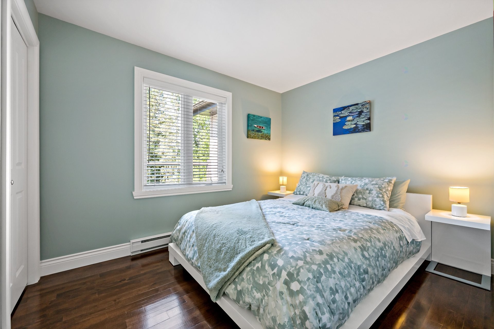 









850


Boul. Dr-Gervais

,
Mont-Tremblant,




QC
J8E2V9

