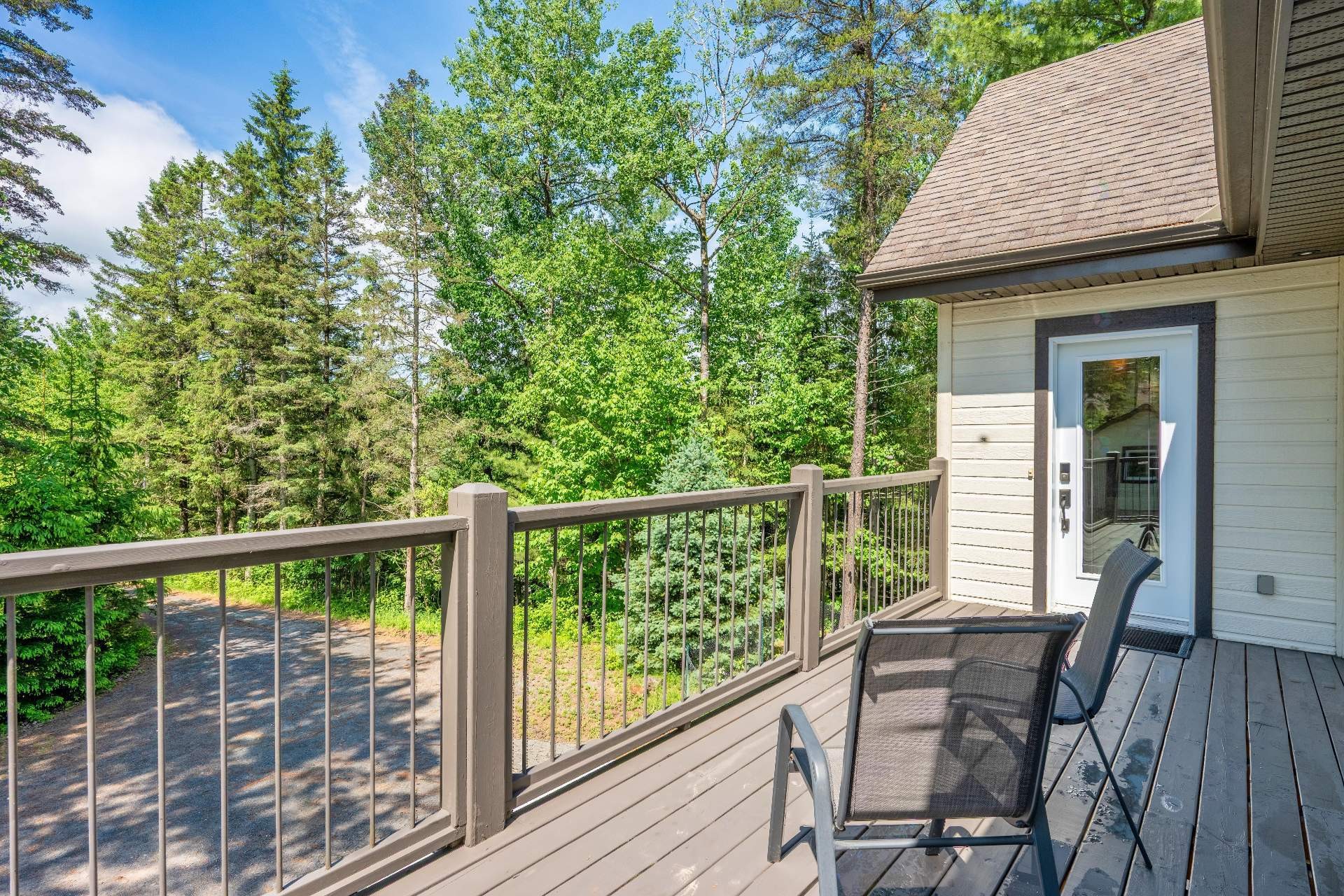 









850


Boul. Dr-Gervais

,
Mont-Tremblant,




QC
J8E2V9

