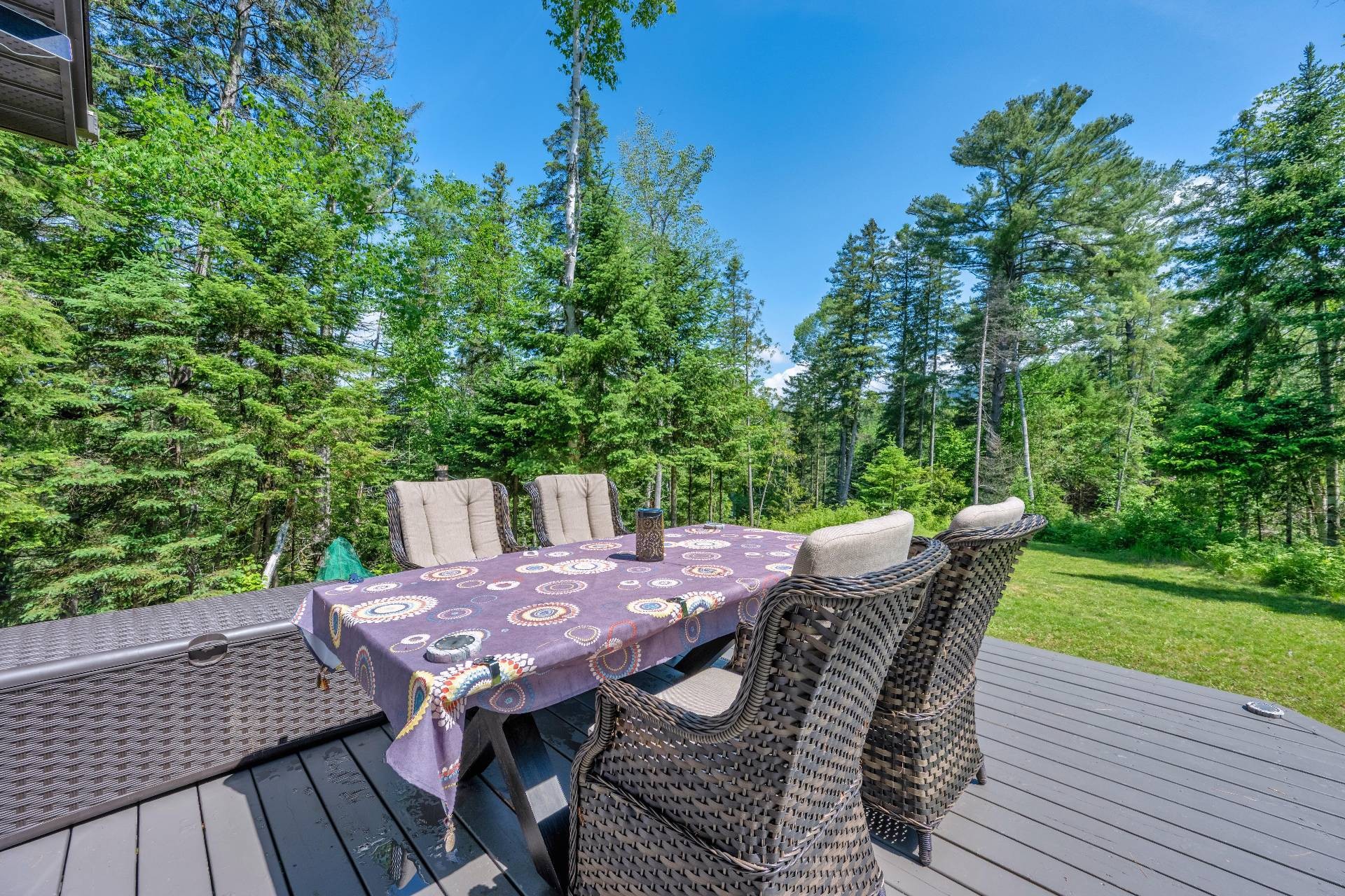 









850


Boul. Dr-Gervais

,
Mont-Tremblant,




QC
J8E2V9

