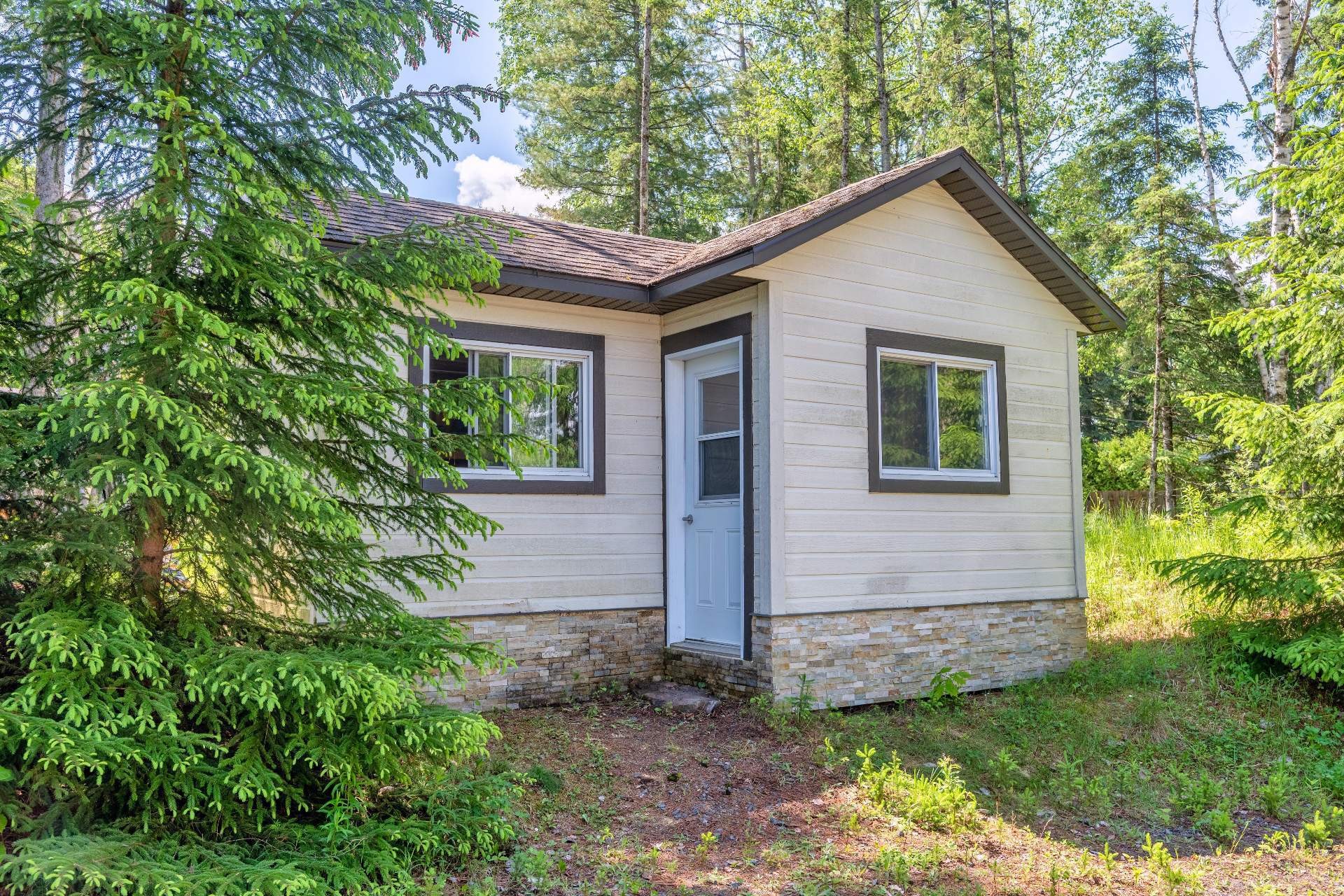 









850


Boul. Dr-Gervais

,
Mont-Tremblant,




QC
J8E2V9

