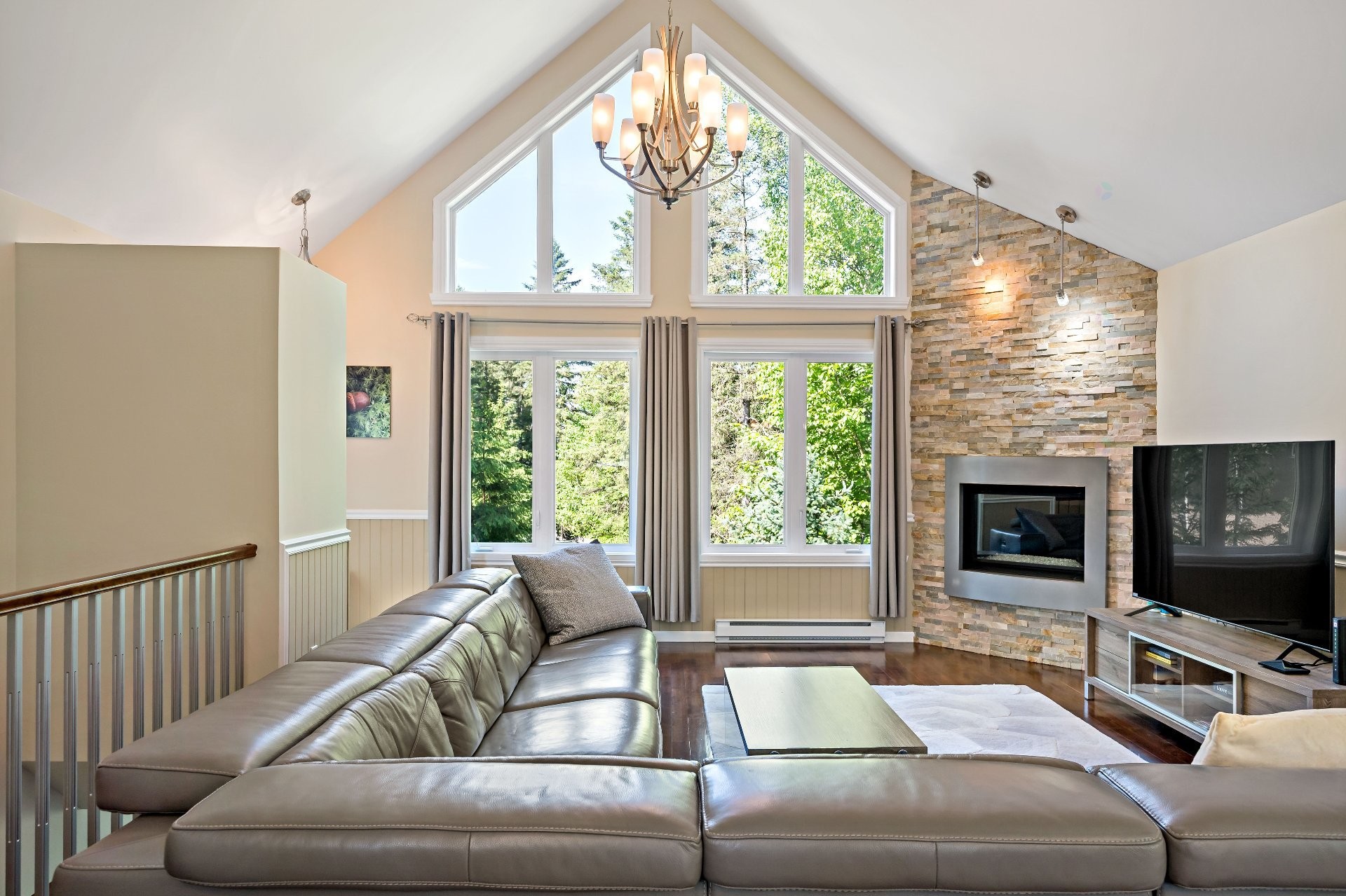 









850


Boul. Dr-Gervais

,
Mont-Tremblant,




QC
J8E2V9

