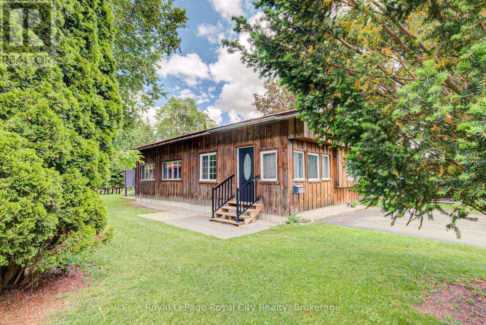 












LEASED LOT 570 SUMAC STREET

,
Centre Wellington,




Ontario
N1M2W5

