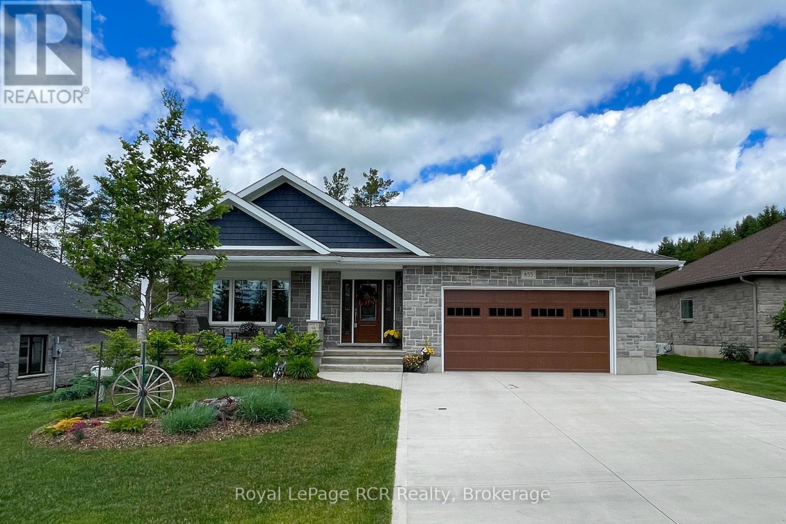 












855 17TH STREET

,
Hanover,




Ontario
N4N3B8

