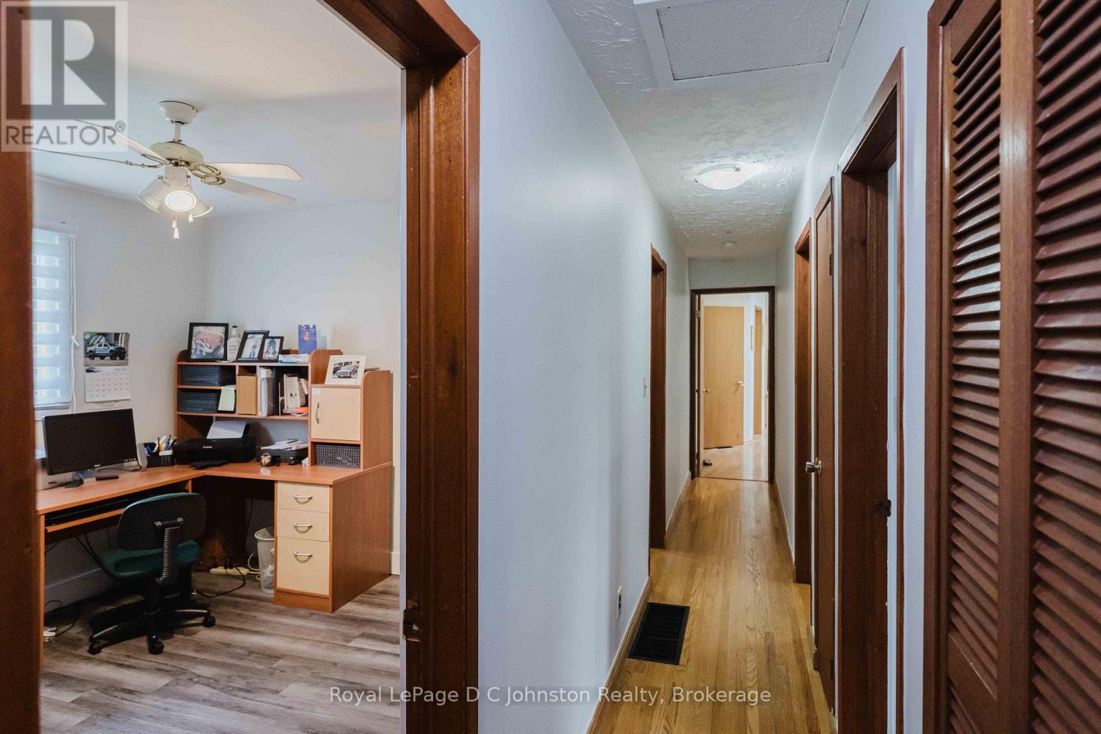 












1073 8 CONCESSION

,
Kincardine,




Ontario
N0G2T0

