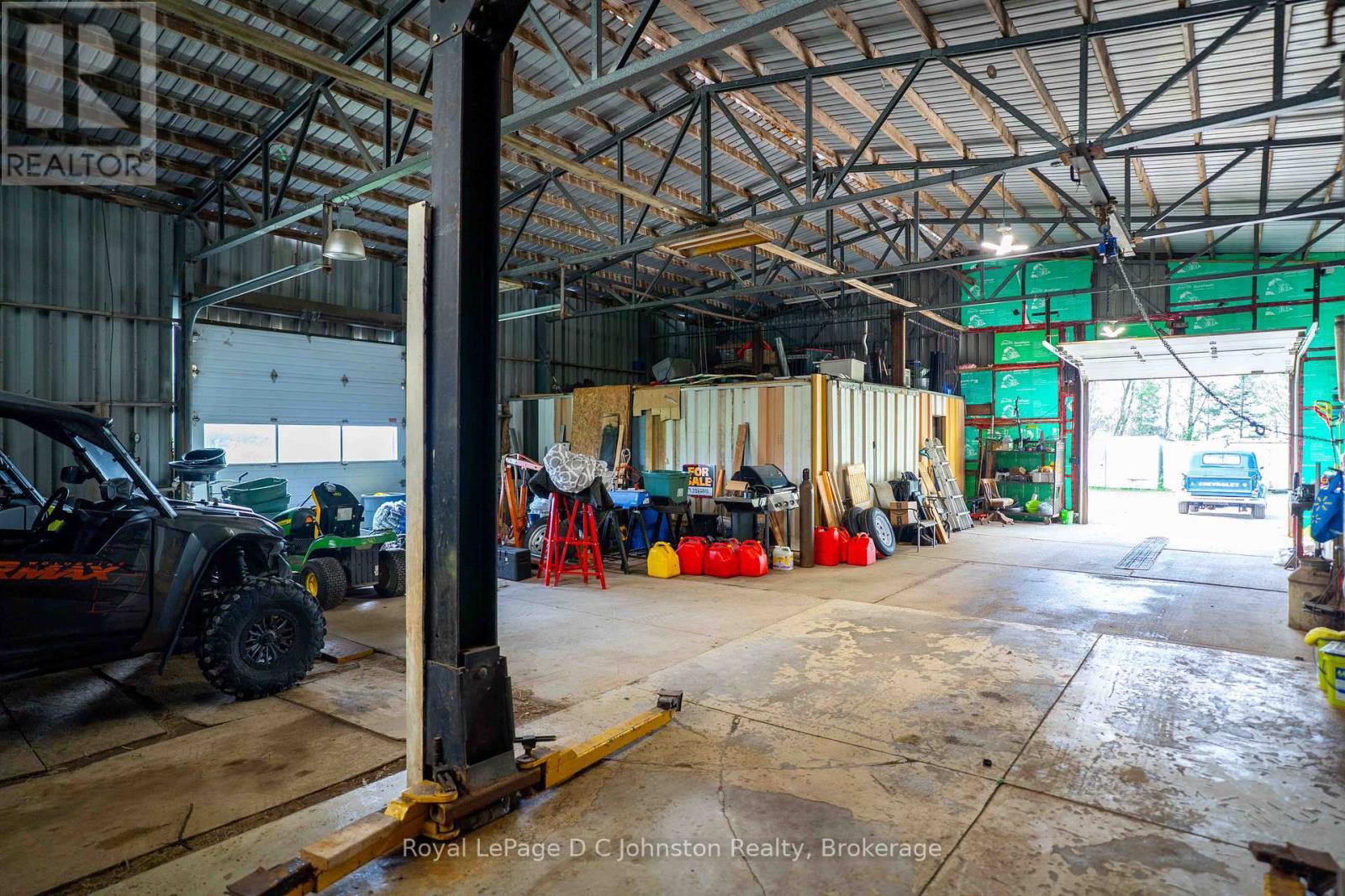 












1073 8 CONCESSION

,
Kincardine,




Ontario
N0G2T0

