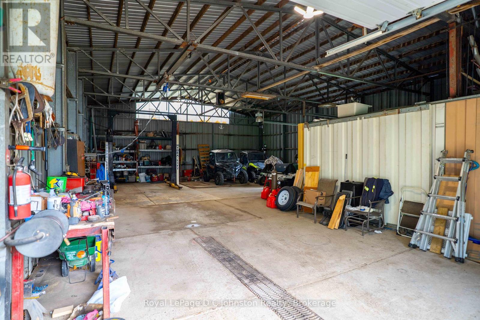 












1073 8 CONCESSION

,
Kincardine,




Ontario
N0G2T0

