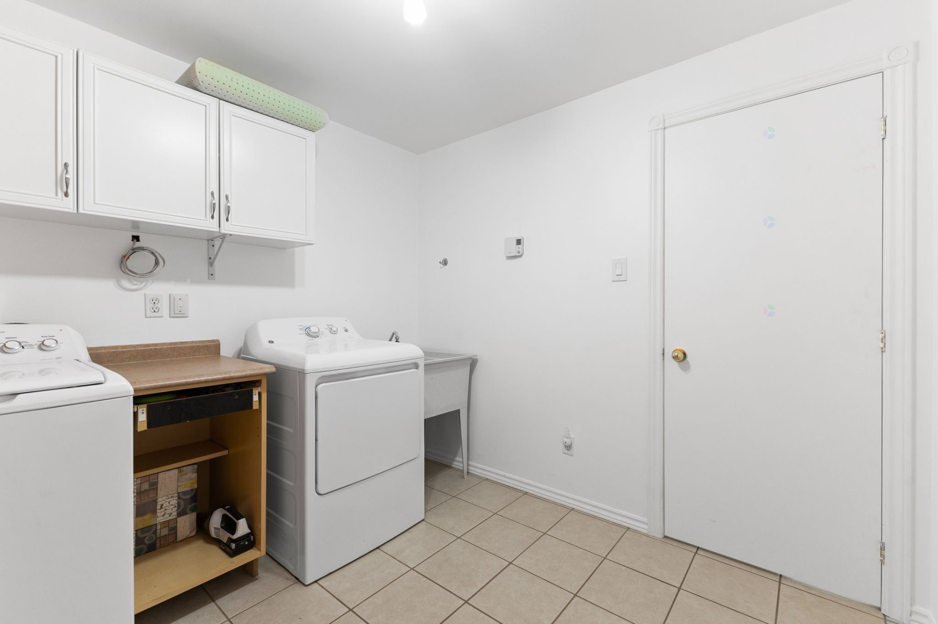 









31


Rue de Mégantic

,
Gatineau (Gatineau),




QC
J8R1V9

