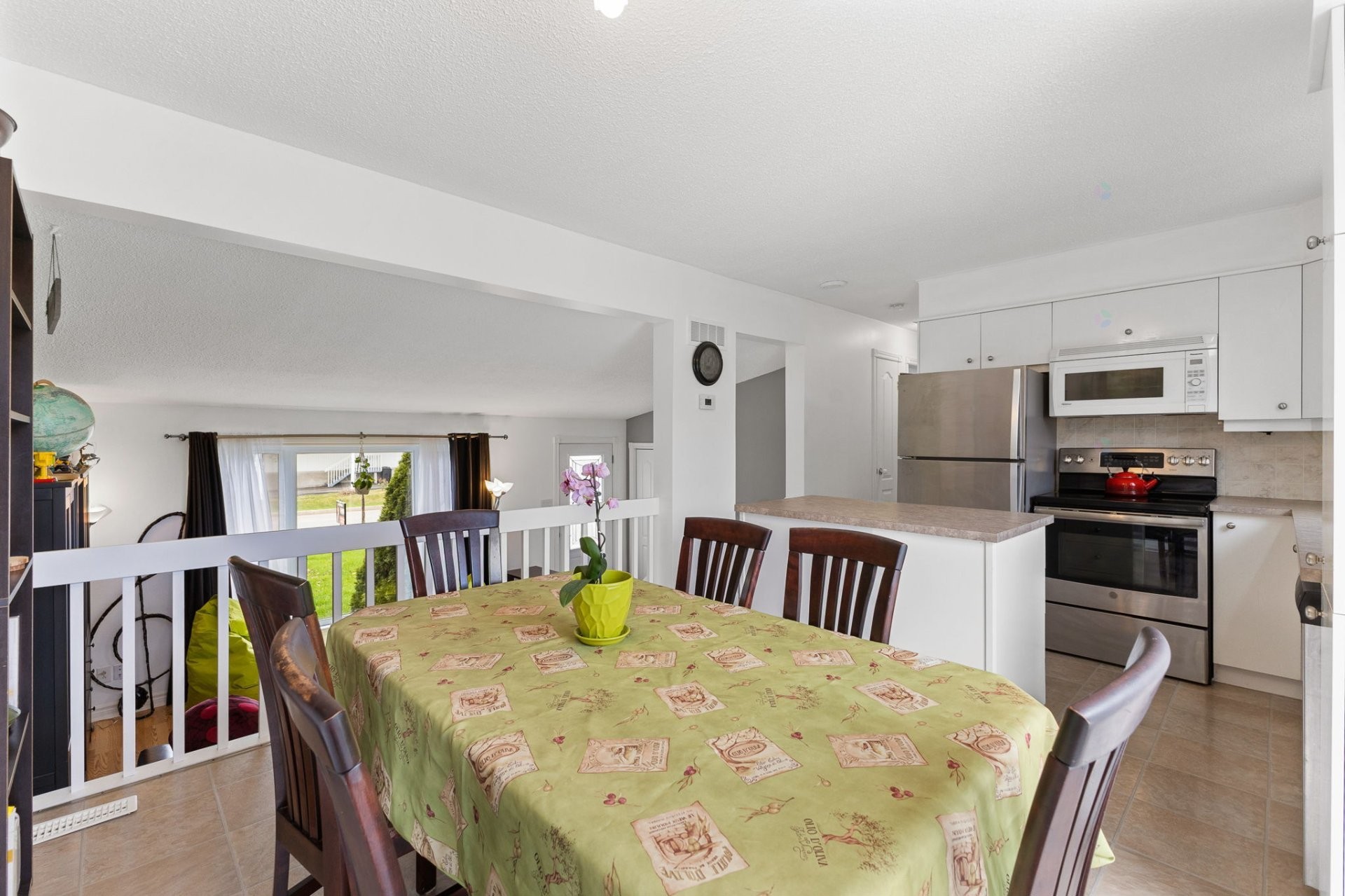 









31


Rue de Mégantic

,
Gatineau (Gatineau),




QC
J8R1V9

