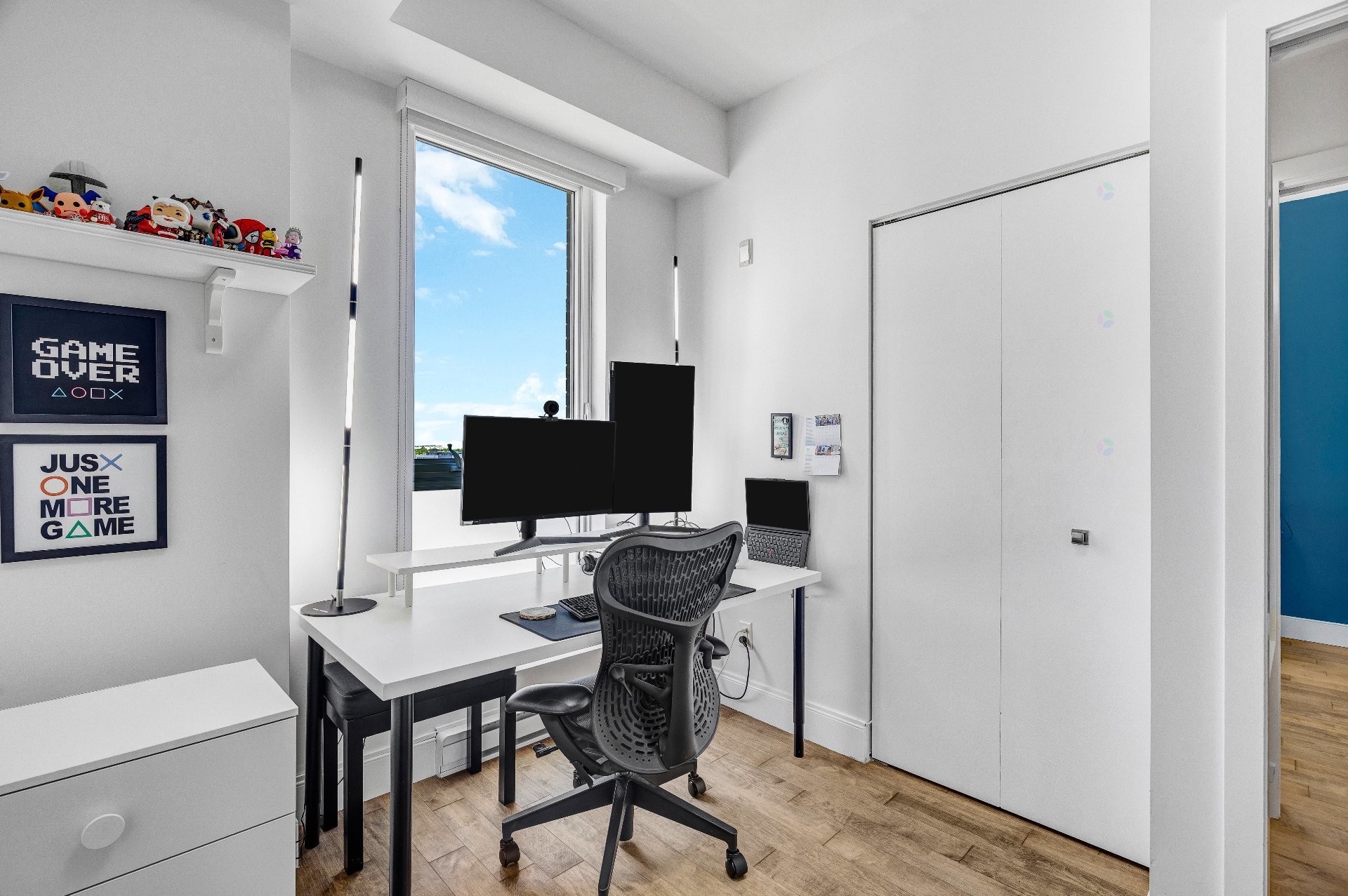 









2530


Place Michel-Brault

, 729,
Montréal (Rosemont/La Petite-Patrie),




QC
H1Y0B6

