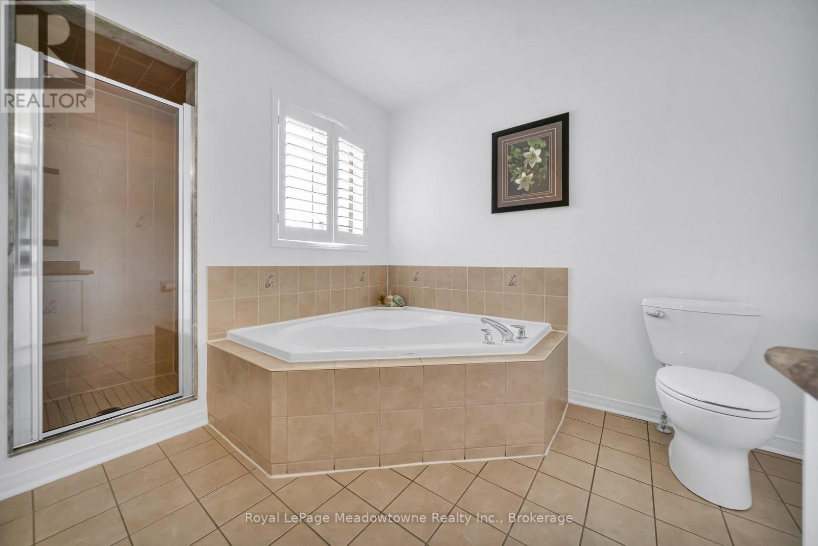 












1201 FOX CRESCENT

,
Milton (DE Dempsey),




Ontario
L9T6C5


