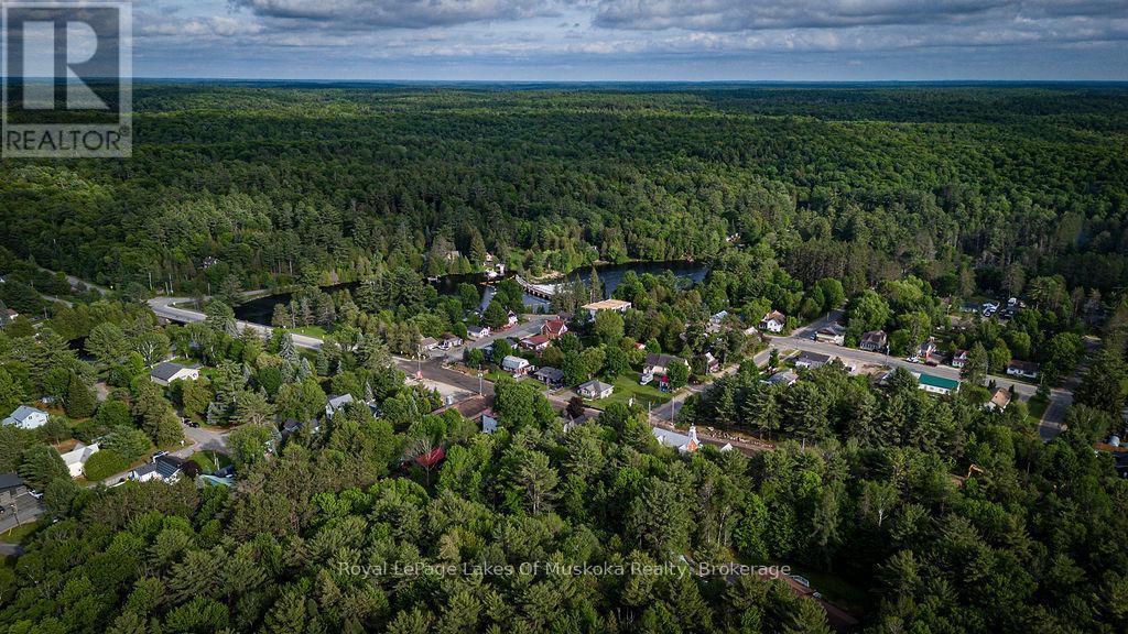 












0 SPRUCE STREET

,
Lake of Bays (Mclean),







Ontario
P0B1A0

