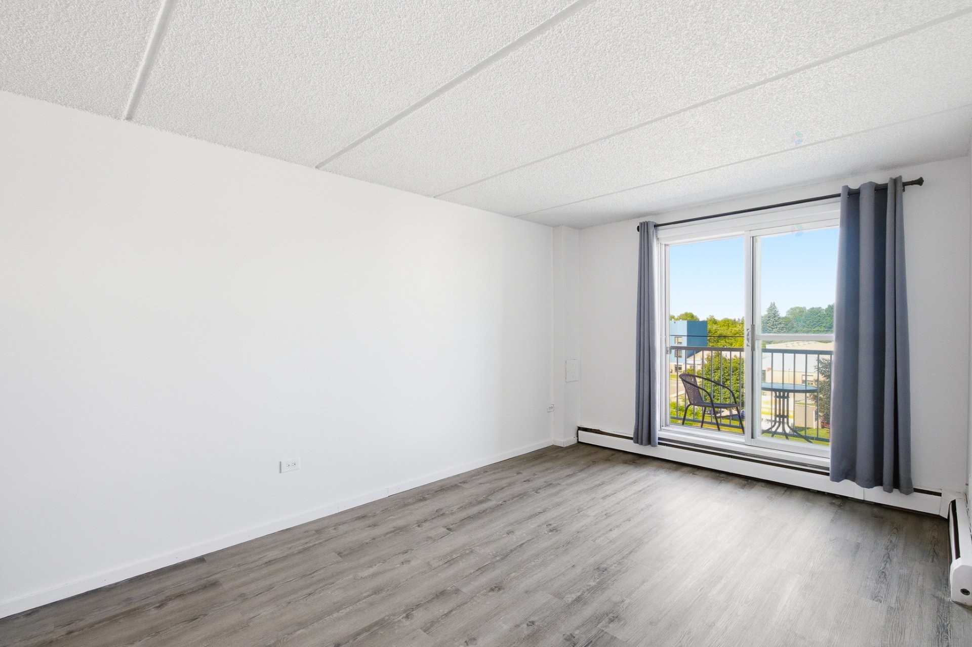 









450


Boul. Wilfrid-Lavigne

, 407,
Gatineau (Aylmer),




QC
J9H3W2

