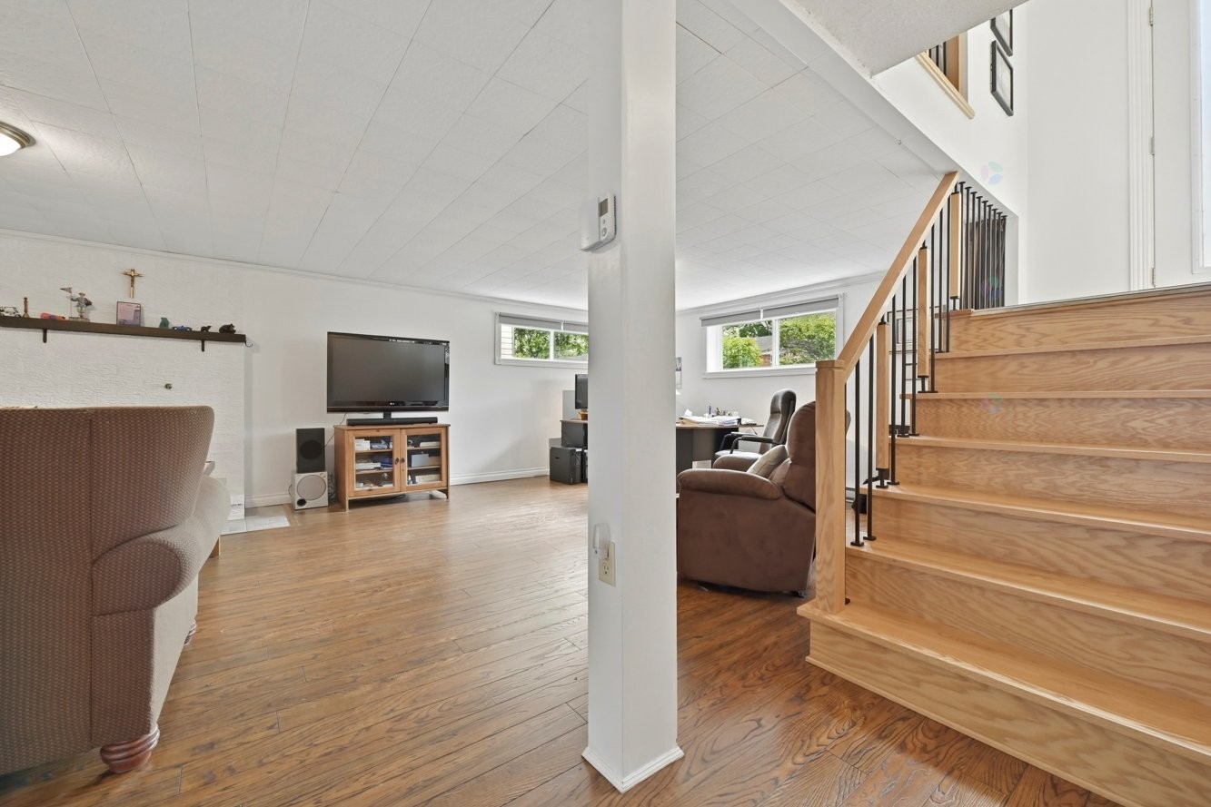 









845


Rue Jean-Plouf

,
Boucherville,




QC
J4B3H2

