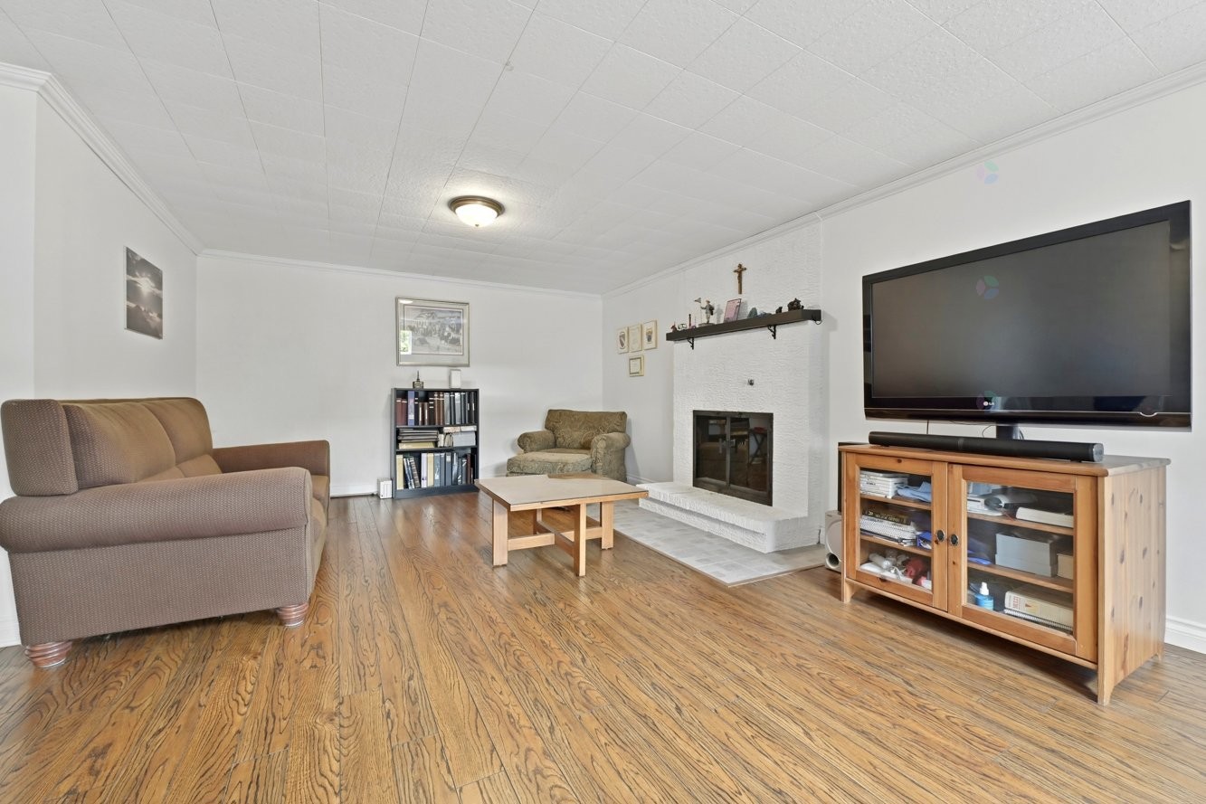 









845


Rue Jean-Plouf

,
Boucherville,




QC
J4B3H2

